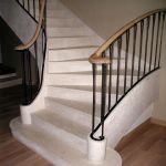 escalier-classique-pierre-calcaire