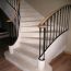 Escalier-classique-pierre-calcaire