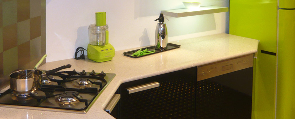Plan-de-travail-quartz-reconstitue-960x387
